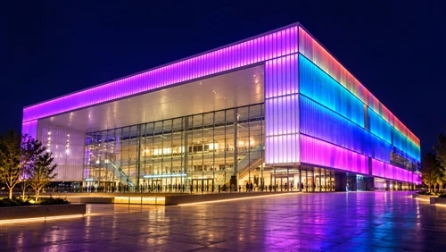 How to Choose LED Linear Facade Lighting: Effects, Fixtures and Installation